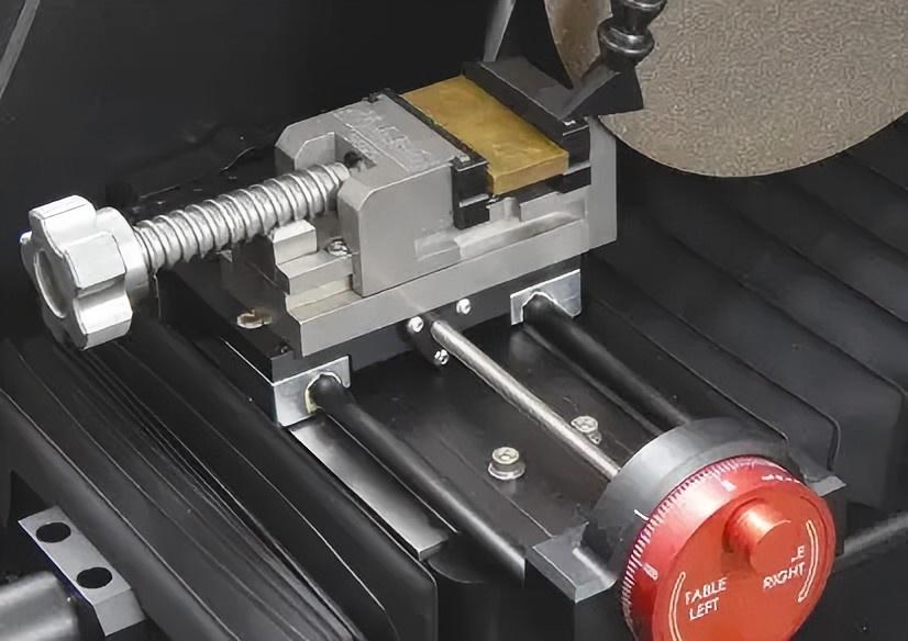 TechCut-5-Vise-with-Sample1.jpg
